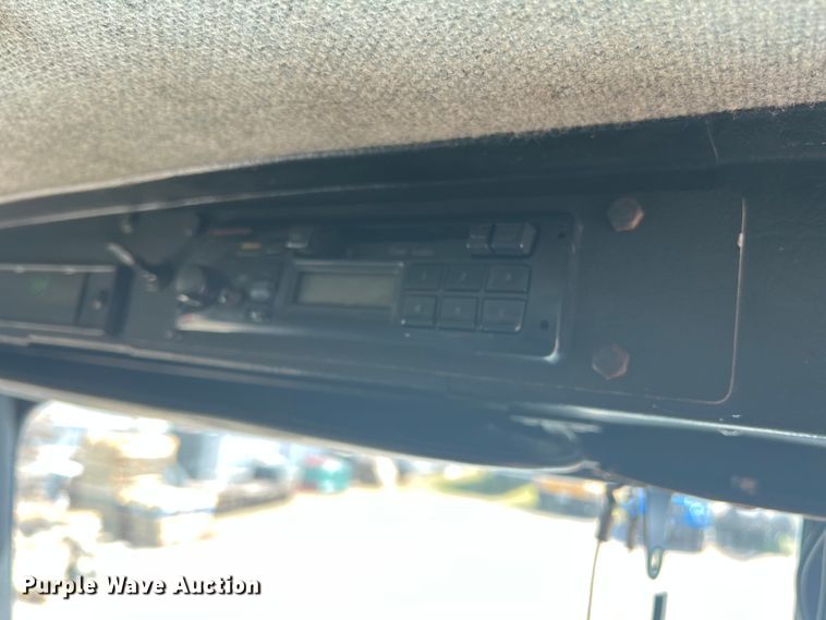 image for item DN3084 1992 Kenworth T800  semi truck