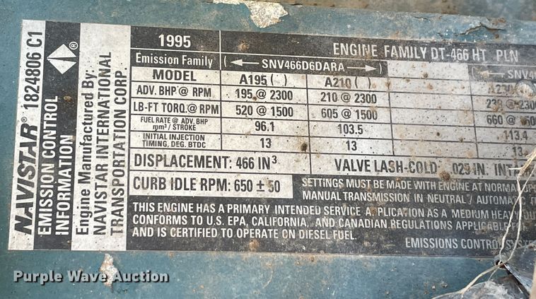 image for item DN4705 1995 International 4800  fuel / lube truck