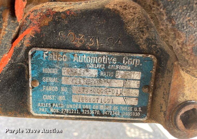 image for item DN4705 1995 International 4800  fuel / lube truck