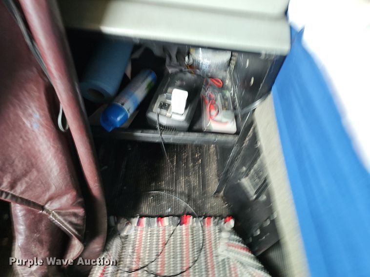 image for item DO2874 1996 Kenworth T600  semi truck