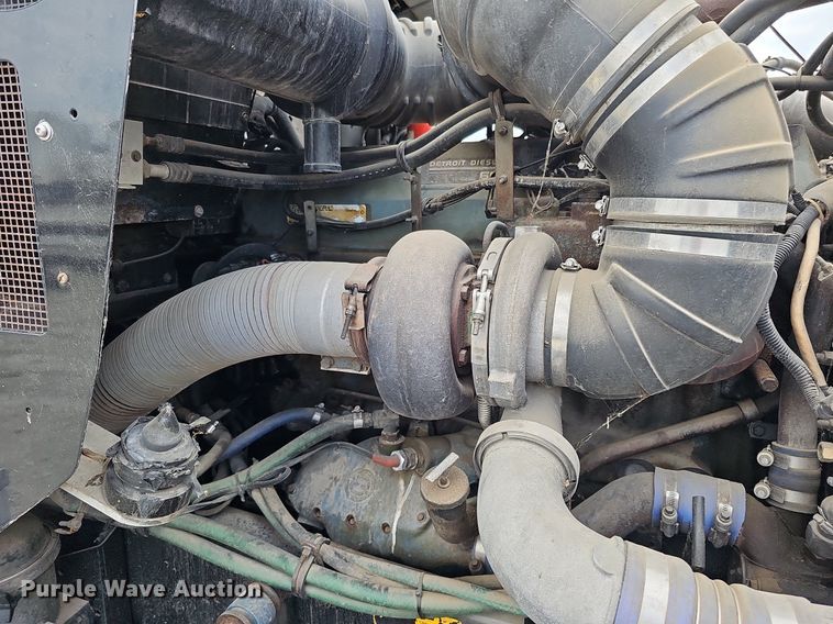 image for item DO2874 1996 Kenworth T600  semi truck