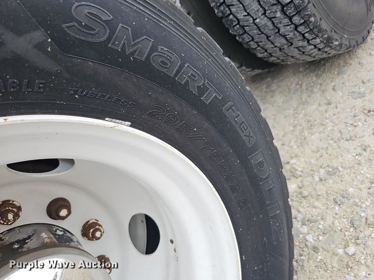 image for item DO2874 1996 Kenworth T600  semi truck