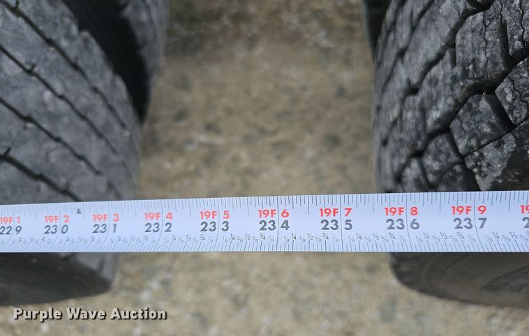 image for item DO2874 1996 Kenworth T600  semi truck