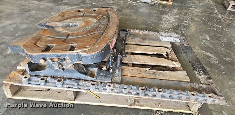 image for item DO2876 Fontaine No-Slack II SL7MTB875024  fifth wheel plate