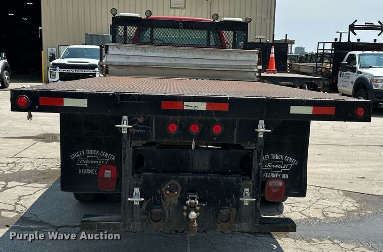 image for item DO5167 1996  Chevrolet Kodiak C6500  flatbed truck