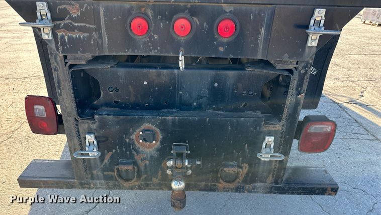 image for item DO5167 1996  Chevrolet Kodiak C6500  flatbed truck