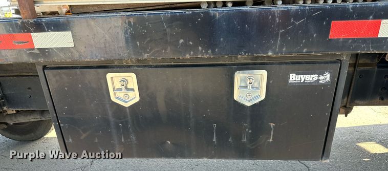 image for item DO5167 1996  Chevrolet Kodiak C6500  flatbed truck