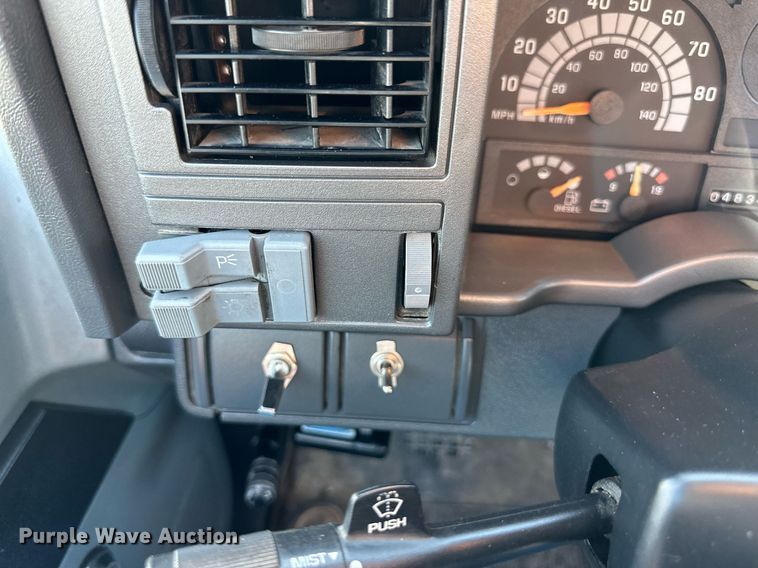 image for item DO5167 1996  Chevrolet Kodiak C6500  flatbed truck