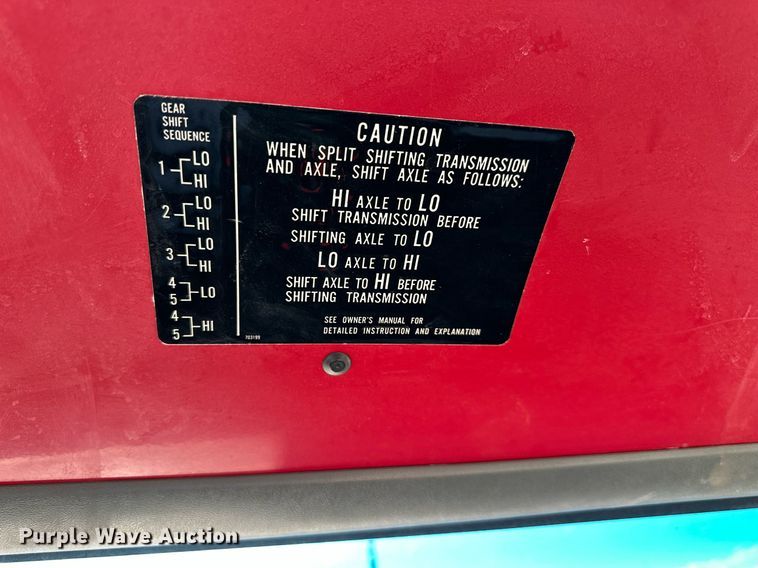 image for item DO5167 1996  Chevrolet Kodiak C6500  flatbed truck