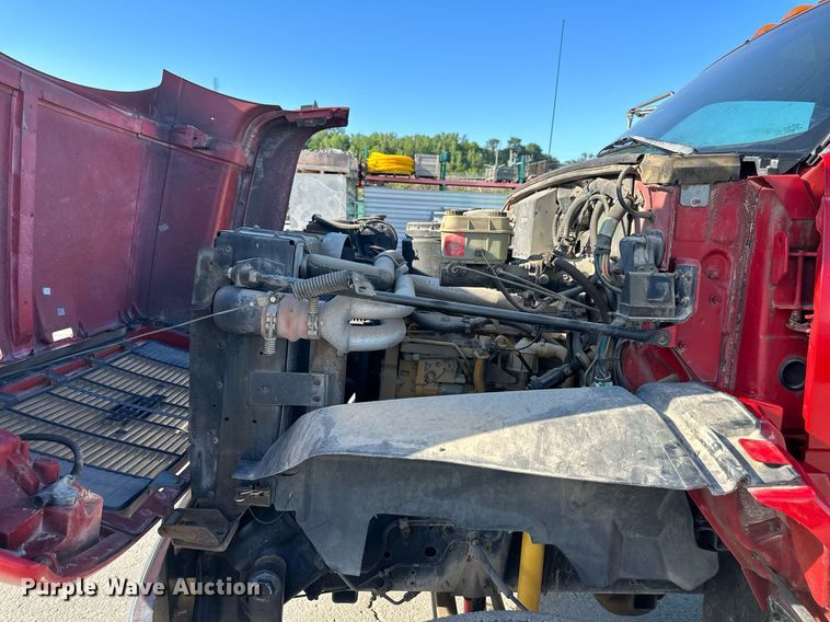 image for item DO5167 1996  Chevrolet Kodiak C6500  flatbed truck