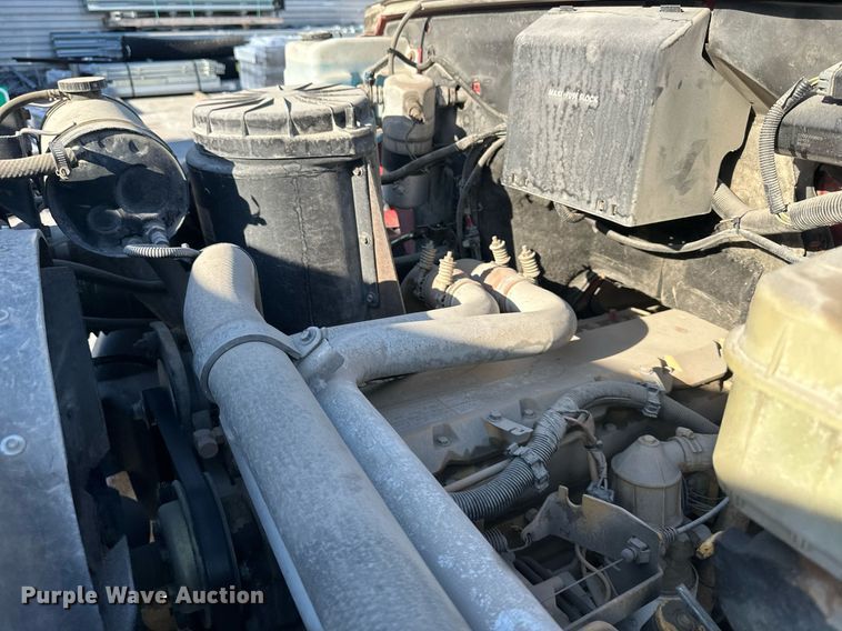 image for item DO5167 1996  Chevrolet Kodiak C6500  flatbed truck