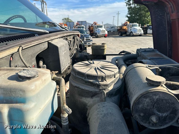 image for item DO5167 1996  Chevrolet Kodiak C6500  flatbed truck