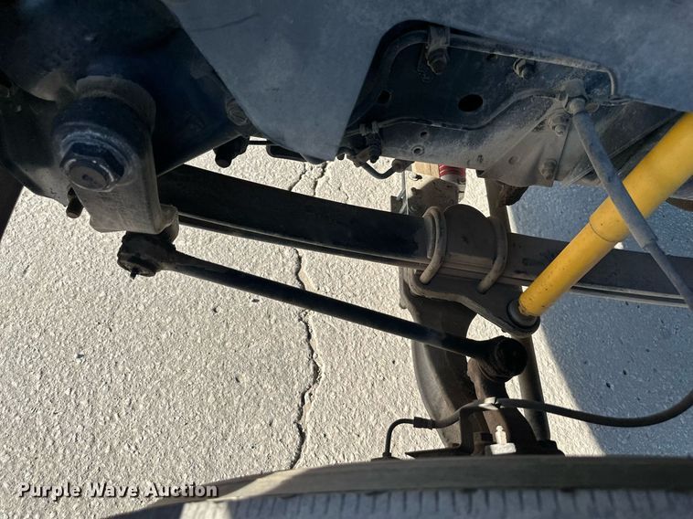 image for item DO5167 1996  Chevrolet Kodiak C6500  flatbed truck