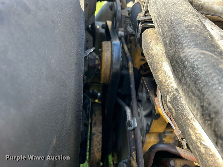 image for item DQ0840 1992 GMC TopKick C6500  semi truck