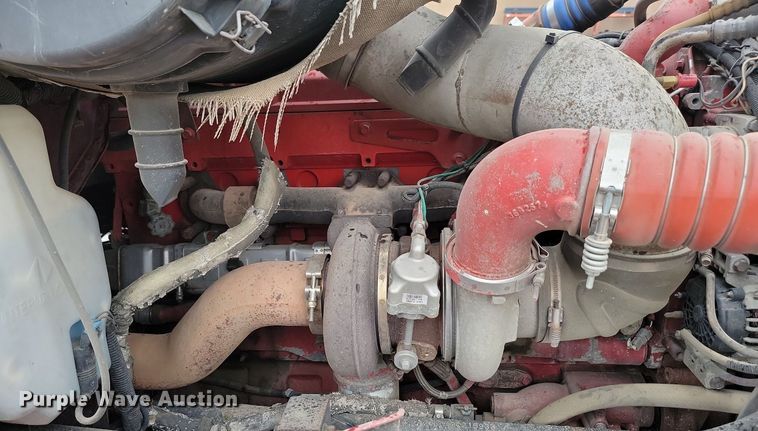 image for item DQ7478 2006 International 9400  semi truck