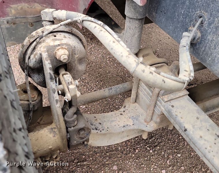 image for item DQ7478 2006 International 9400  semi truck