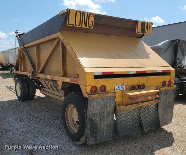 image for item DQ7481 1989 Clement  bottom dump trailer