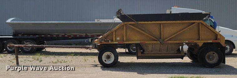 image for item DQ7481 1989 Clement  bottom dump trailer