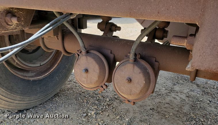 image for item DQ7481 1989 Clement  bottom dump trailer