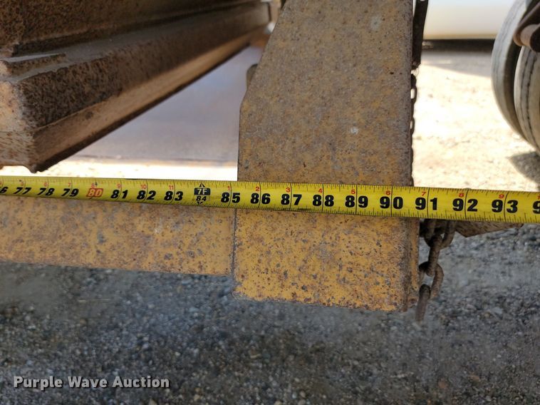 image for item DQ7481 1989 Clement  bottom dump trailer