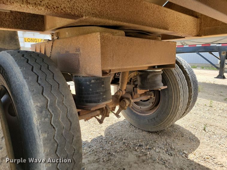 image for item DQ7481 1989 Clement  bottom dump trailer