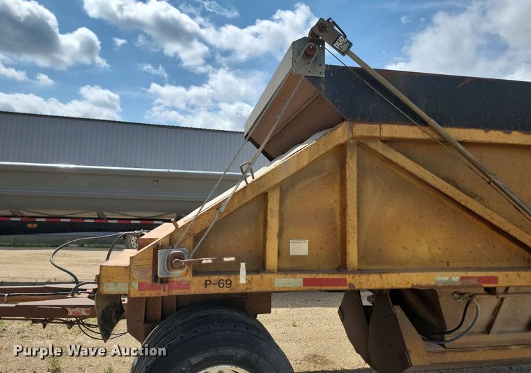 image for item DQ7481 1989 Clement  bottom dump trailer