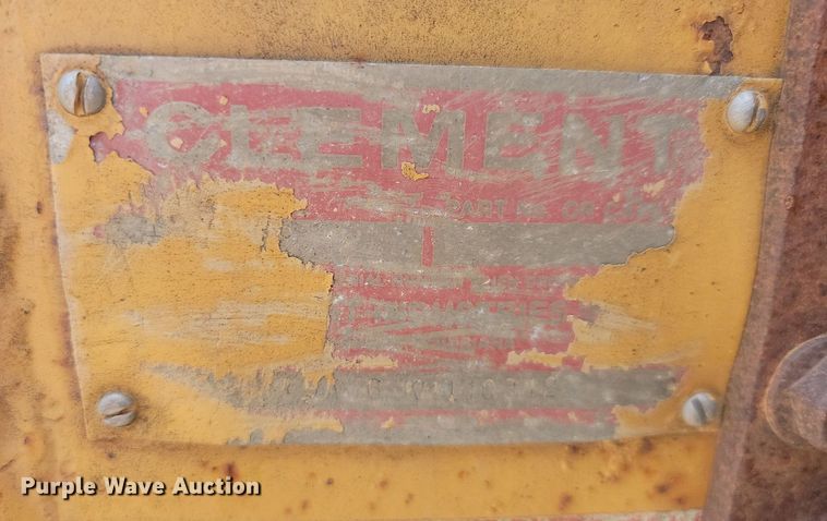 image for item DQ7481 1989 Clement  bottom dump trailer