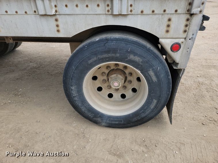 image for item DQ7482 Wilson PSDCL202  livestock trailer