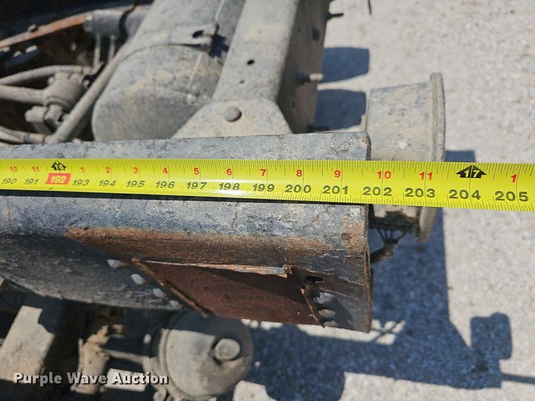 image for item DR3404 2005 Chevrolet C8500  truck cab and chassis