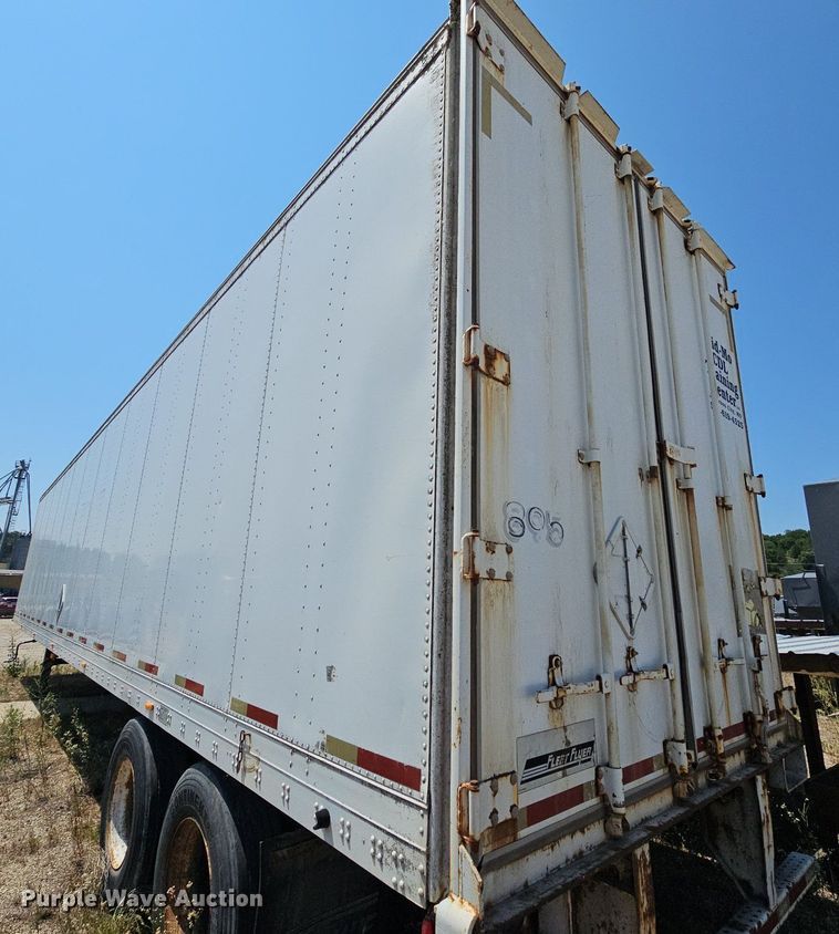 image for item DR3405 1999 Fruehauf  dry van trailer