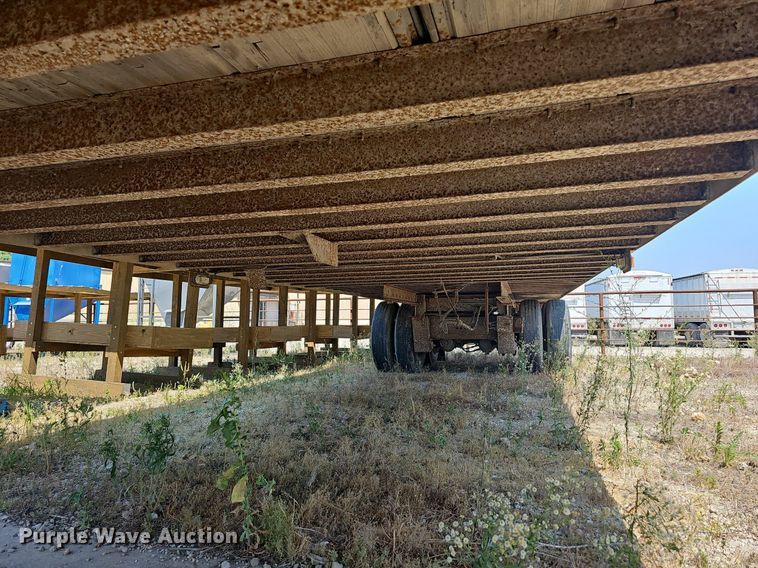 image for item DR3405 1999 Fruehauf  dry van trailer