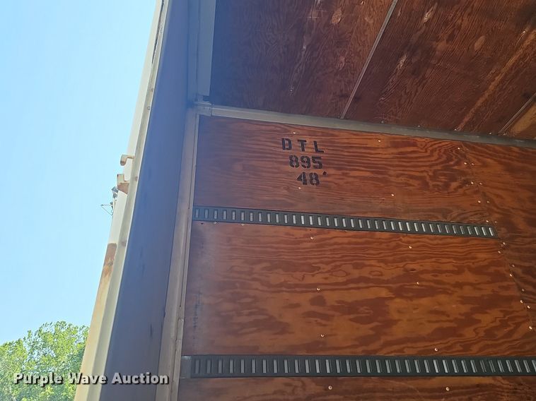 image for item DR3405 1999 Fruehauf  dry van trailer