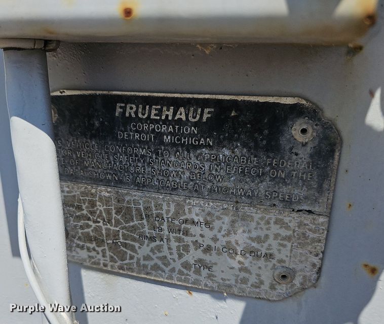 image for item DR3405 1999 Fruehauf  dry van trailer