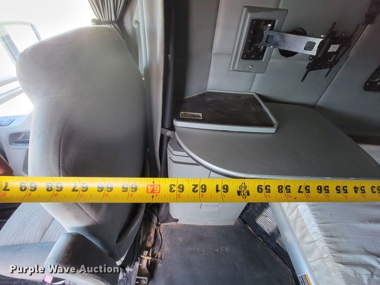 image for item HY9035 2015 Kenworth T680  semi truck