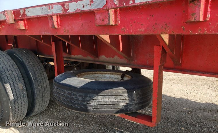 image for item IP9325 1980 Hobbs  oilfield trailer