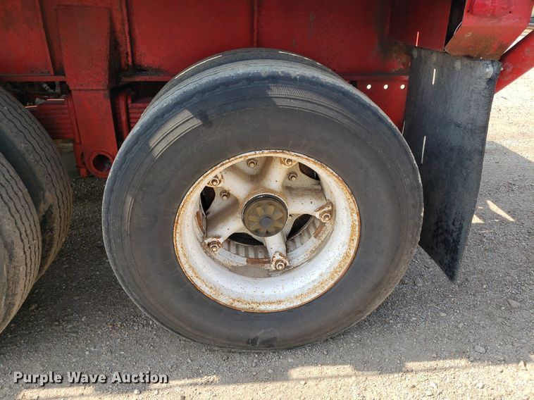 image for item IP9325 1980 Hobbs  oilfield trailer