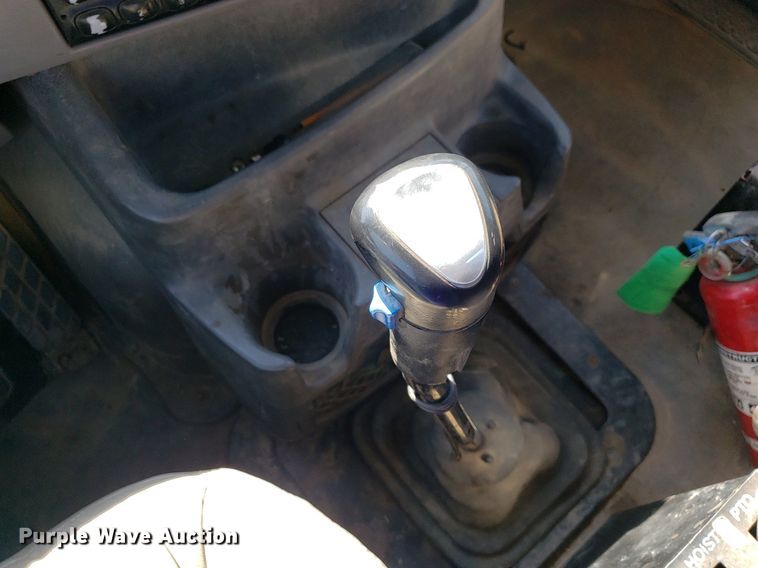 image for item IP9391 1998 Ford LT9000  dump truck