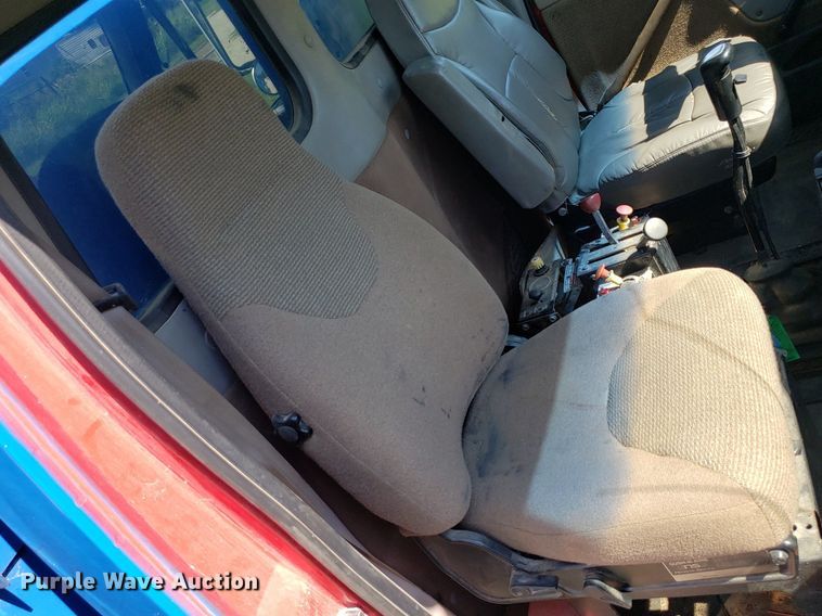 image for item IP9391 1998 Ford LT9000  dump truck