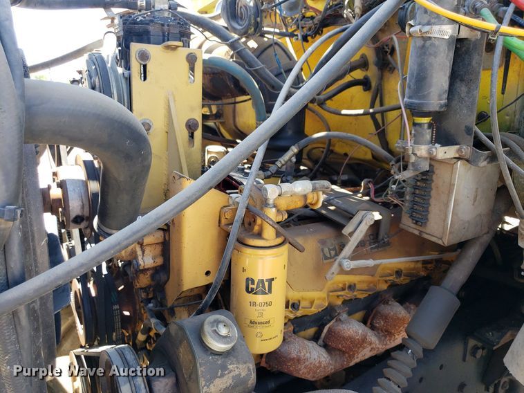 image for item IP9393 1983 Ford 8000  bucket truck