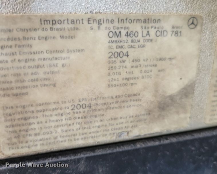 image for item JO9288 2005 Sterling LT9500  truck cab and chassis