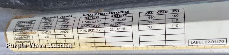 image for item JW9155 2013 Peterbilt 367  flatbed truck