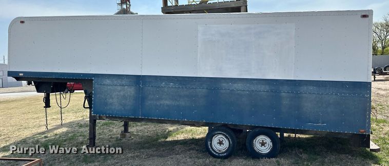 image for item KL9151 Enclosed cargo trailer