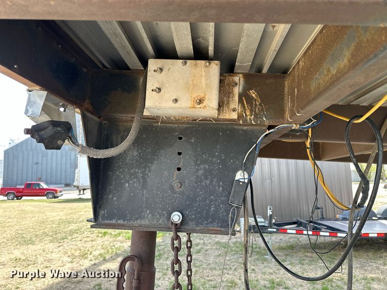 image for item KL9151 Enclosed cargo trailer