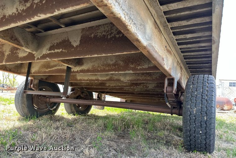 image for item KL9151 Enclosed cargo trailer