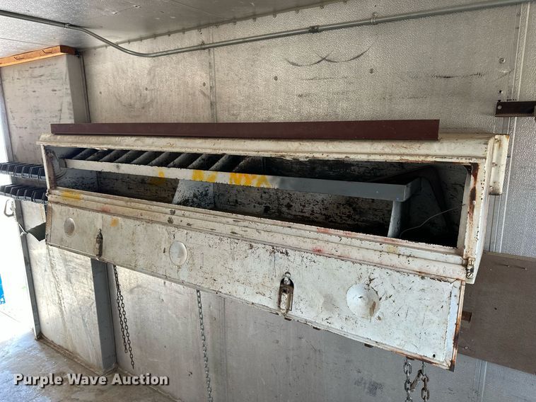 image for item KL9151 Enclosed cargo trailer