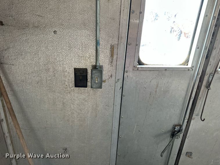 image for item KL9151 Enclosed cargo trailer