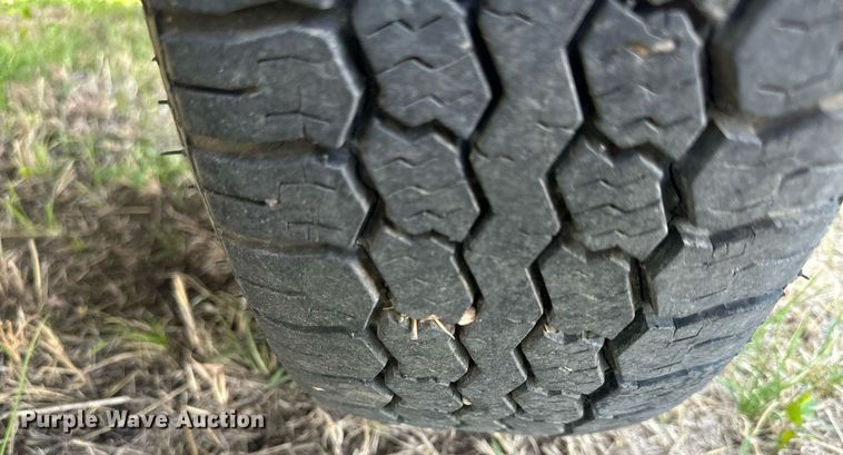 image for item KL9151 Enclosed cargo trailer