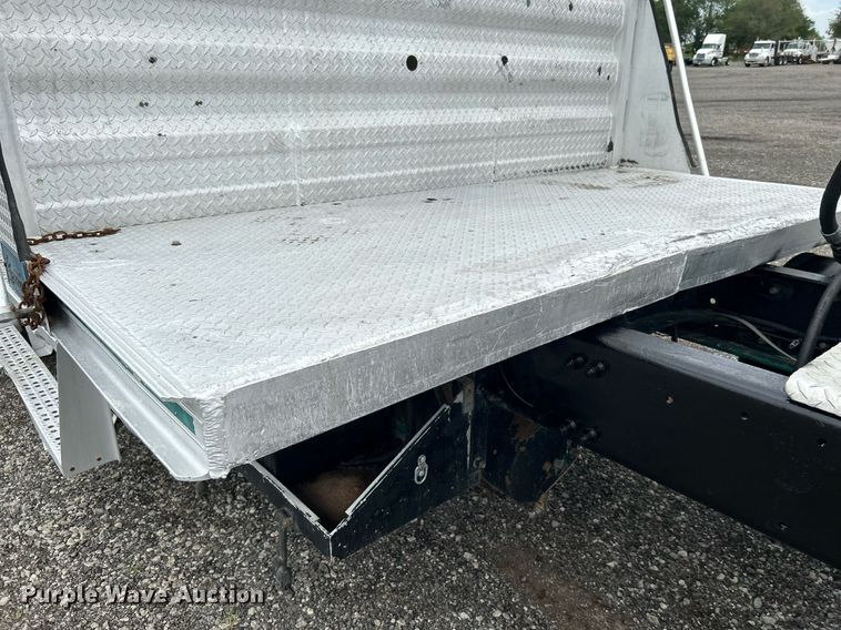 image for item KW9176 1996 Freightliner FLD semi truck