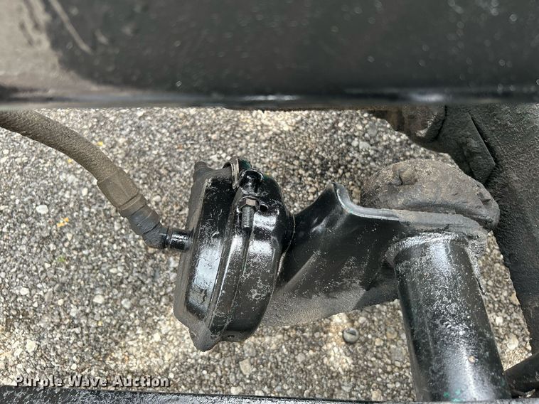 image for item KW9176 1996 Freightliner FLD semi truck