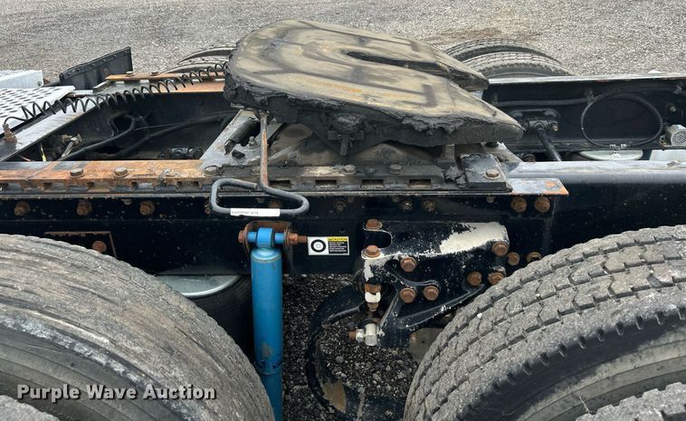 image for item KW9181 2008 Kenworth T660  semi truck